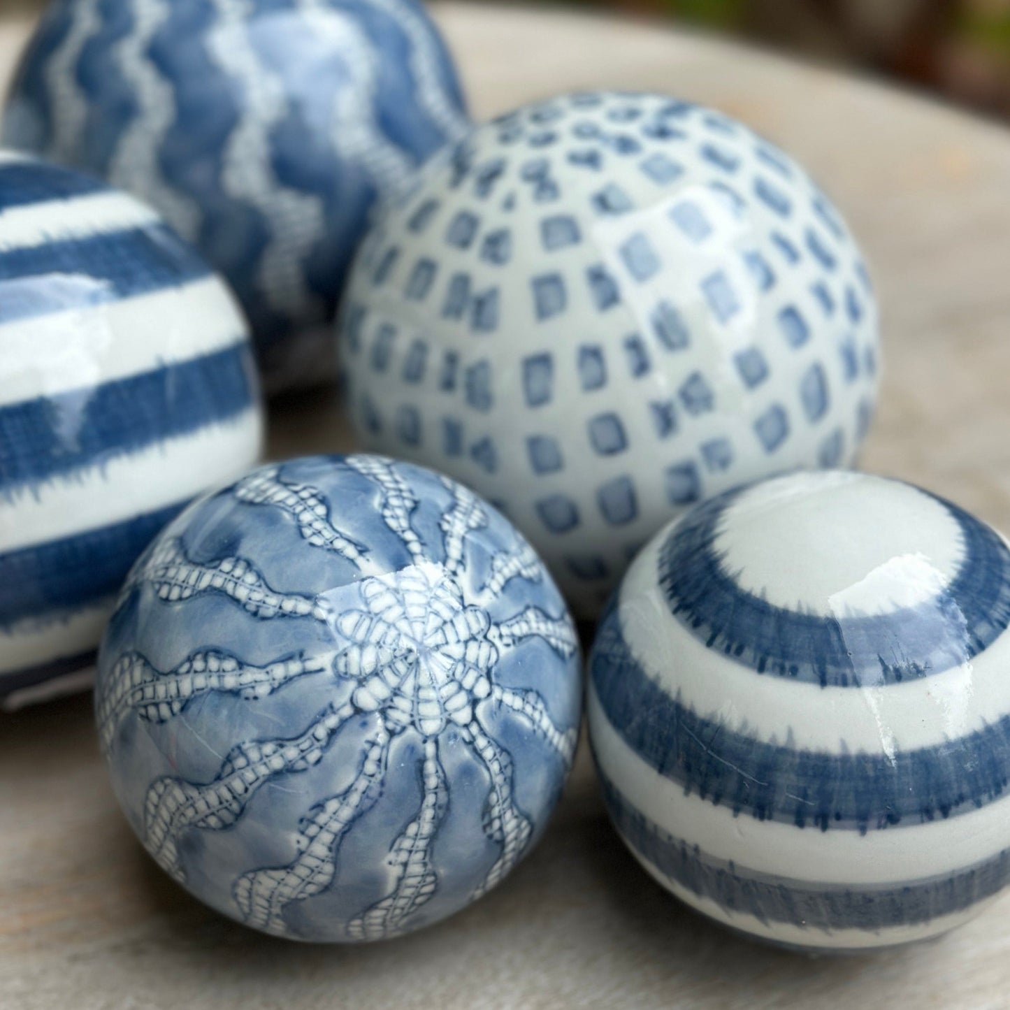 Lei Cer Deco Balls 10cm - White/Navy