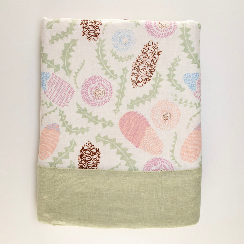 Flowering Banksia Tablecloth - 150 x 280cm