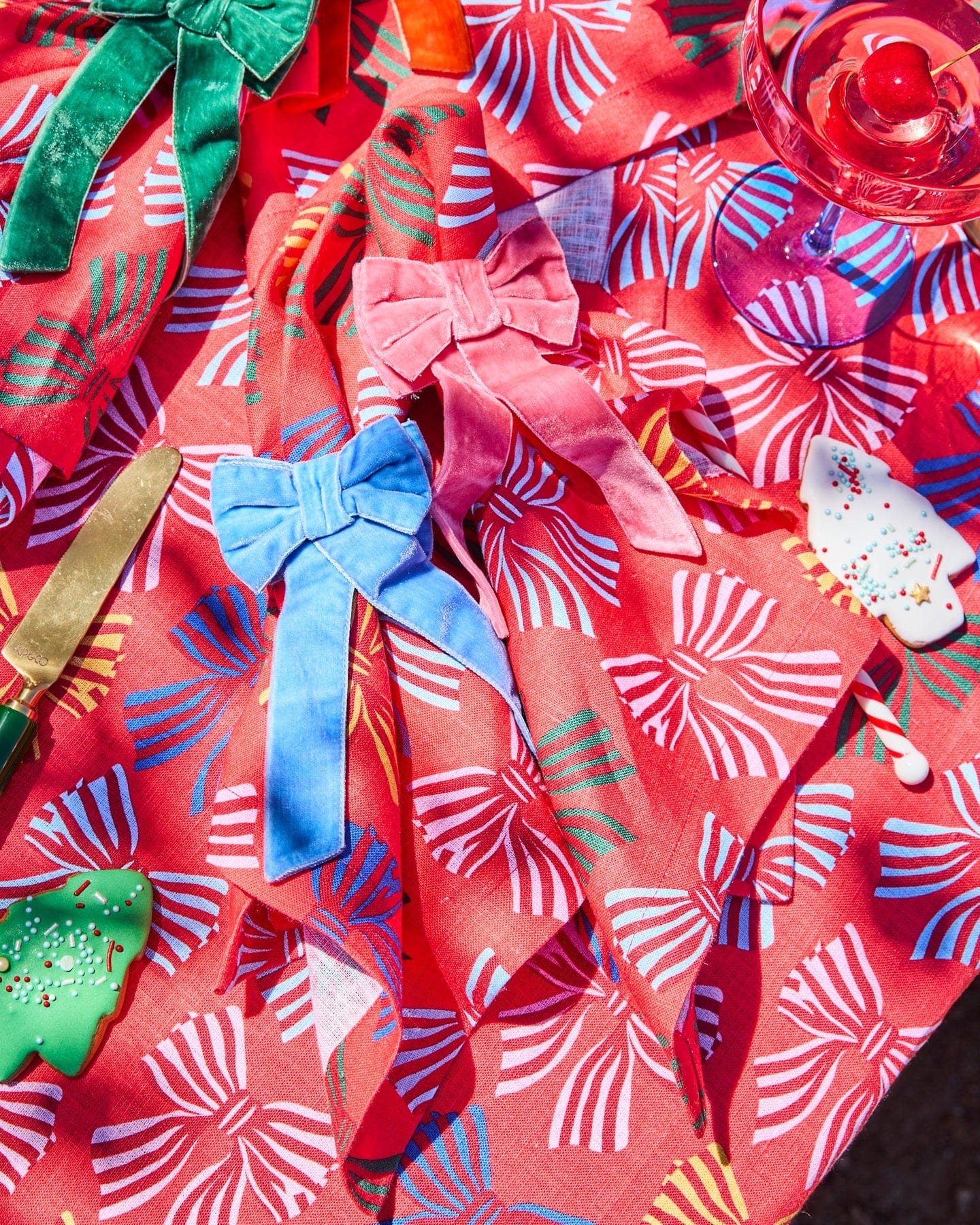 Bows Of Joy Velvet Napkin Holder | Set of 4