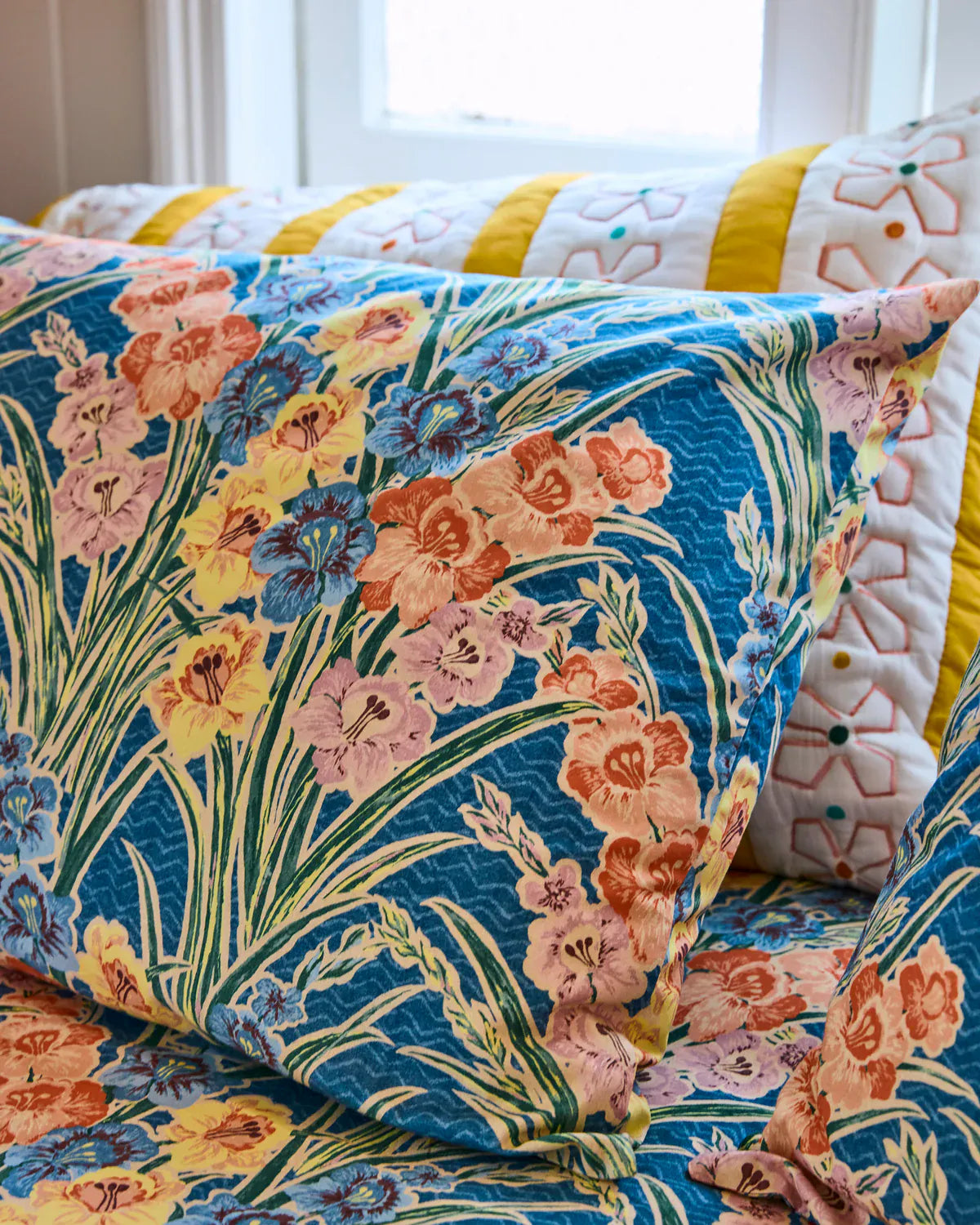 Kip&Co x Anna Spiro Gladiolus Standard Organic Cotton Pillowcases | Set of 2