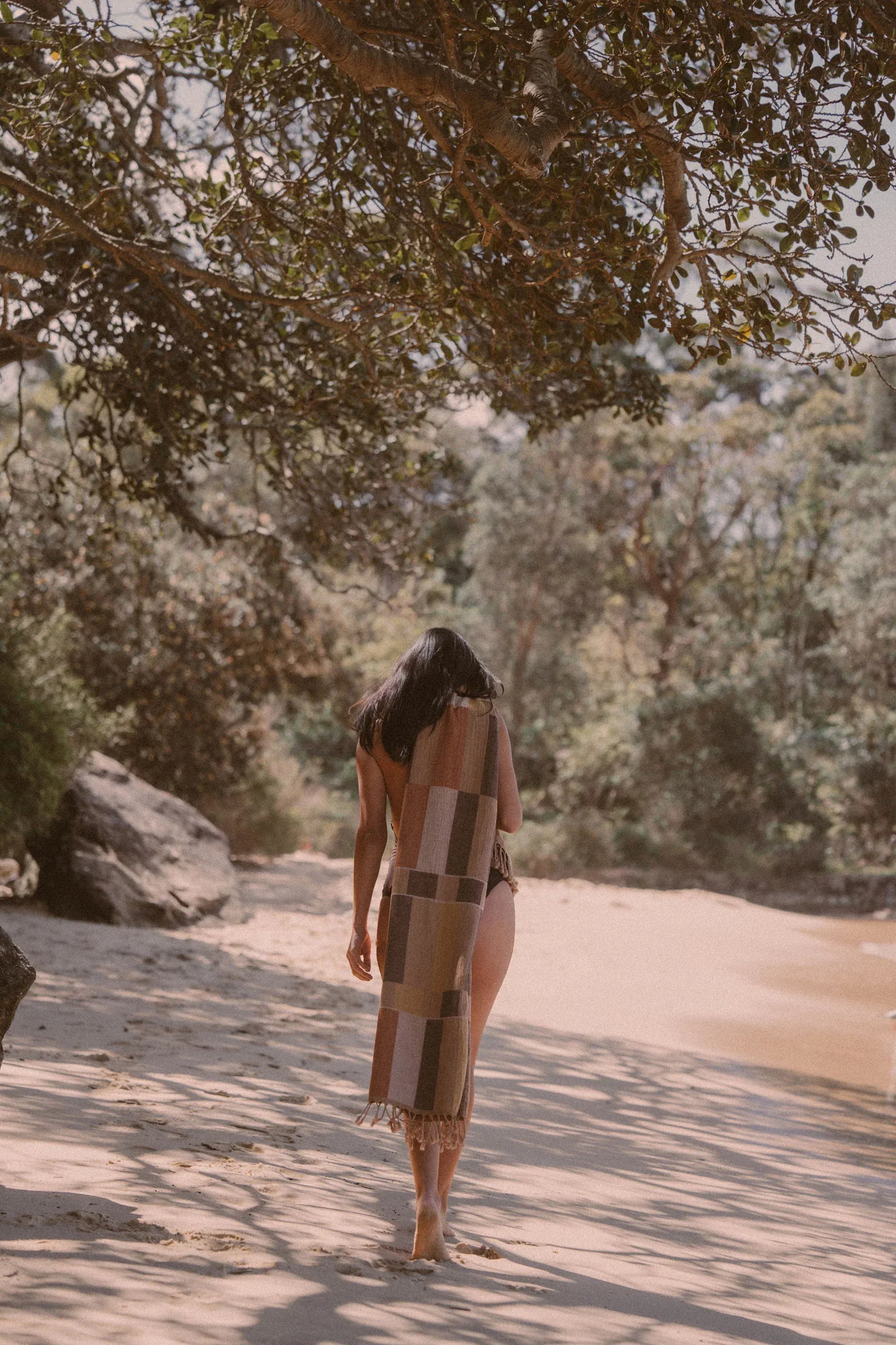 Karo Turkish Beach Towel | Black/Terracotta