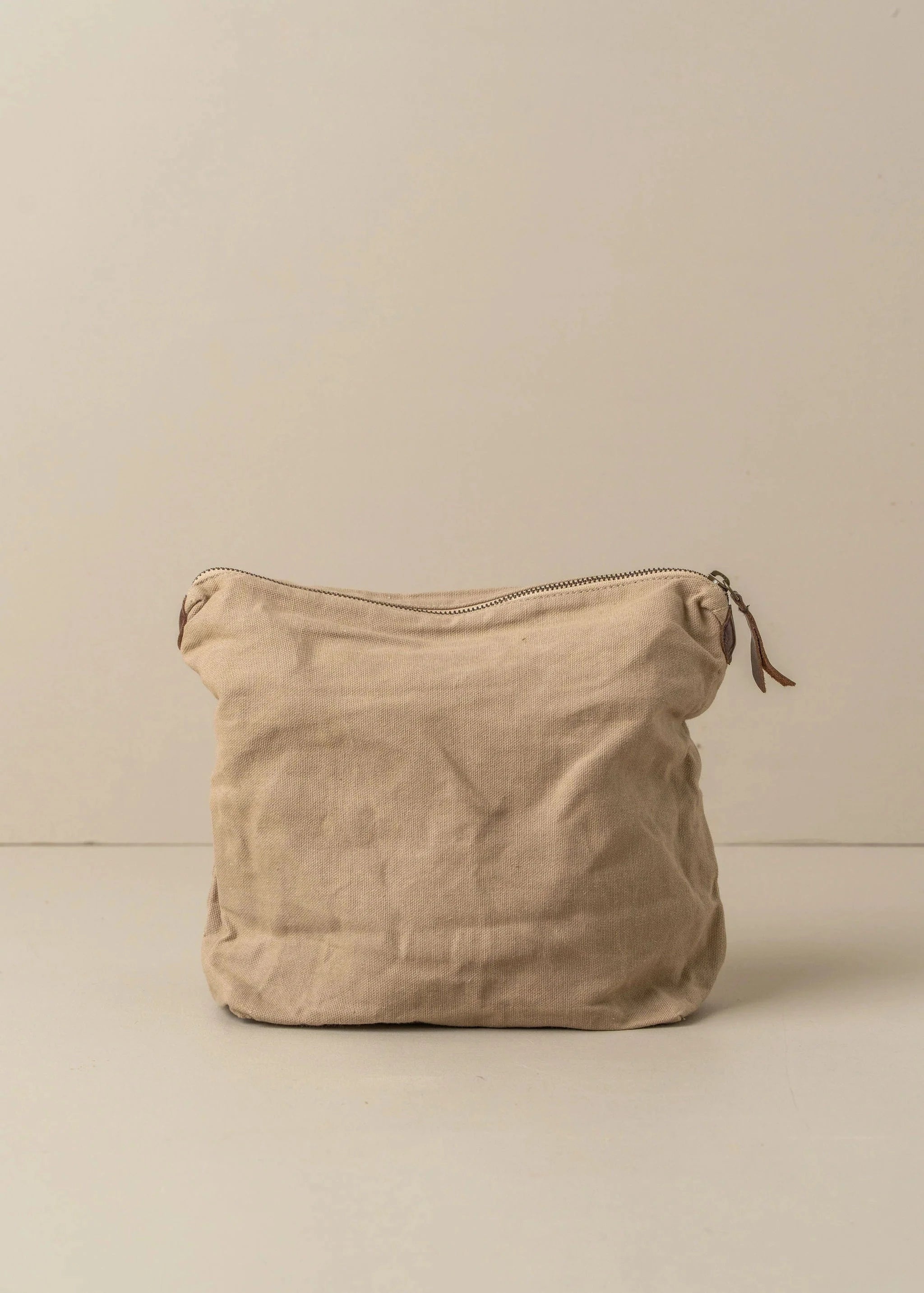 Journey Canvas Makeup Bag | Clay