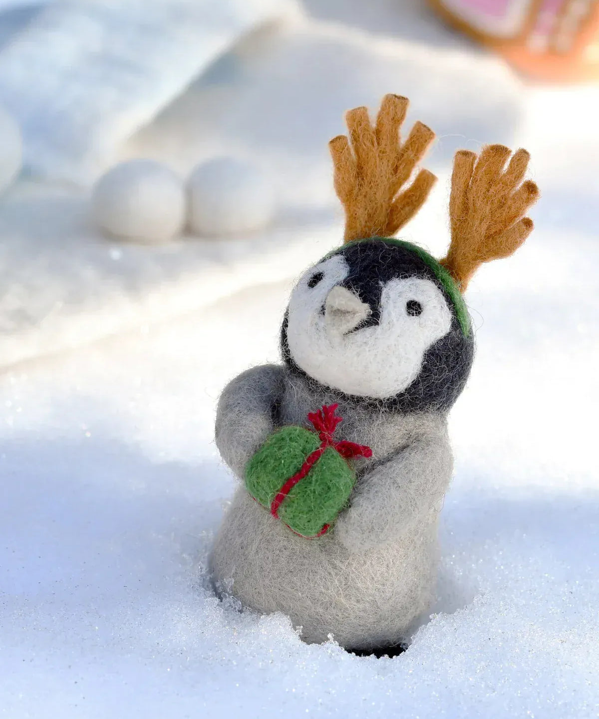 Felt-Christmas-Penguin-Toys-2_jpg.webp