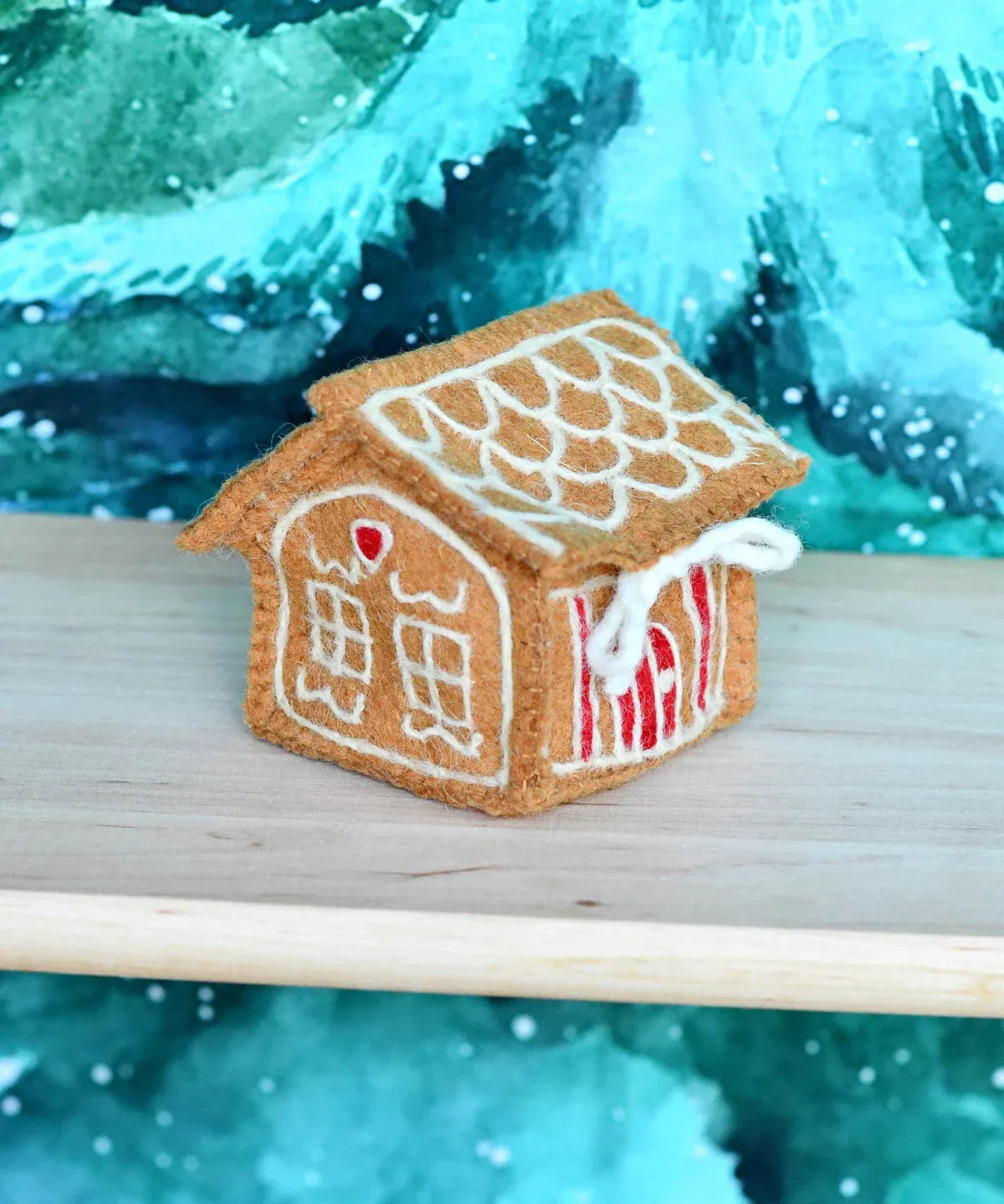 Felt-Gingerbread-Houses-3_jpg.webp