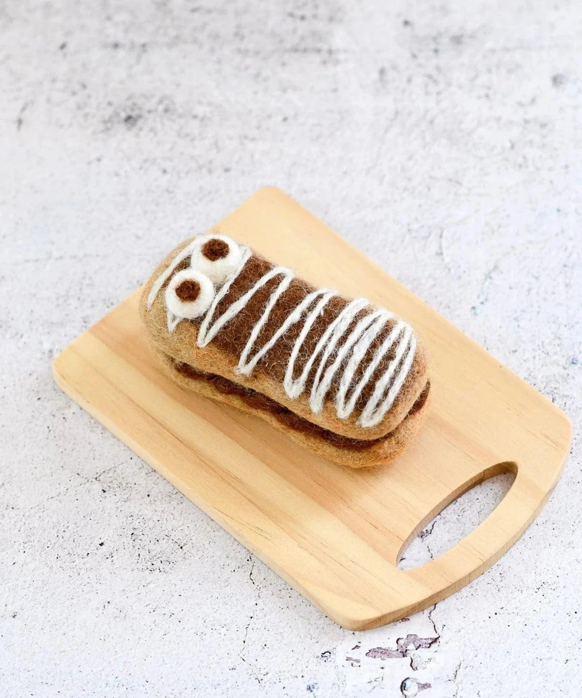 Felt-Halloween-Chocolate-Eclair-2_jpg.webp