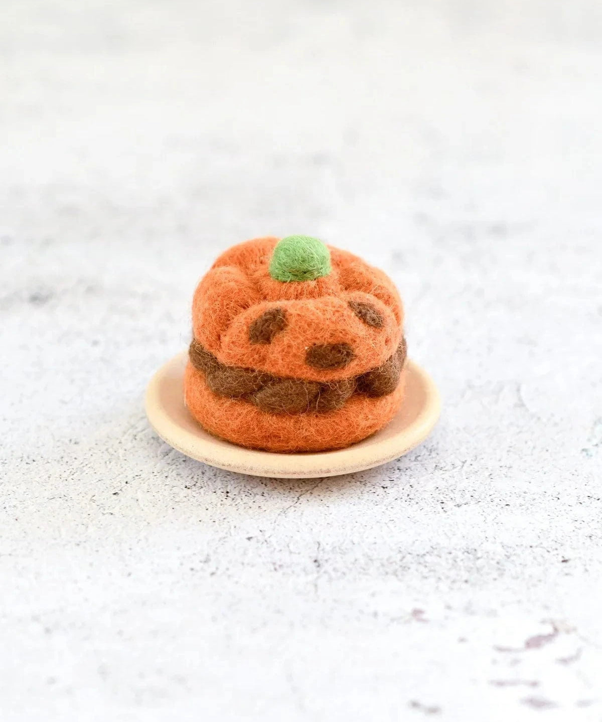 Felt-Pumpkin-Puff-2_jpg.webp