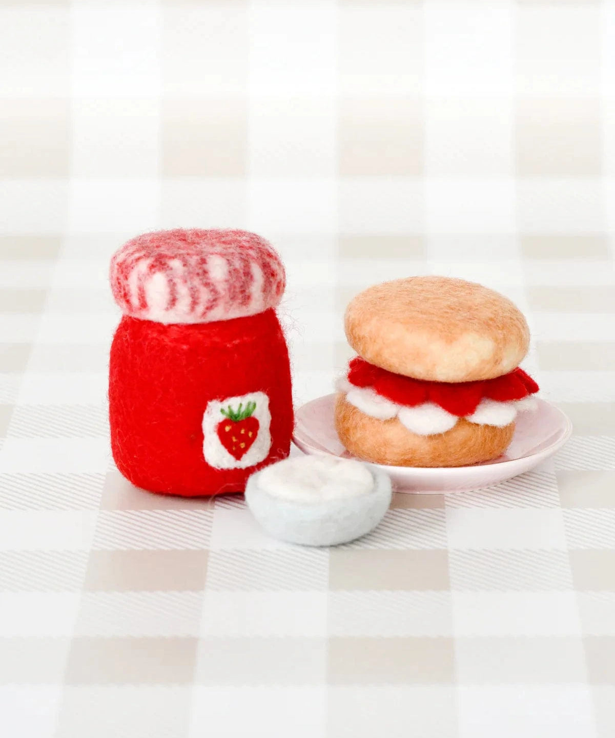 Felt-Strawberry-Jam-Scones-Play-Food-5_jpg.webp