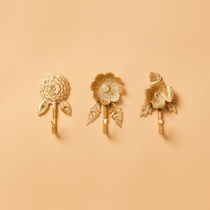 H02-Daisy-Hook-Styled-1_800x_7735f476-c8ad-4ede-b3cd-248ec1276e9d.jpg