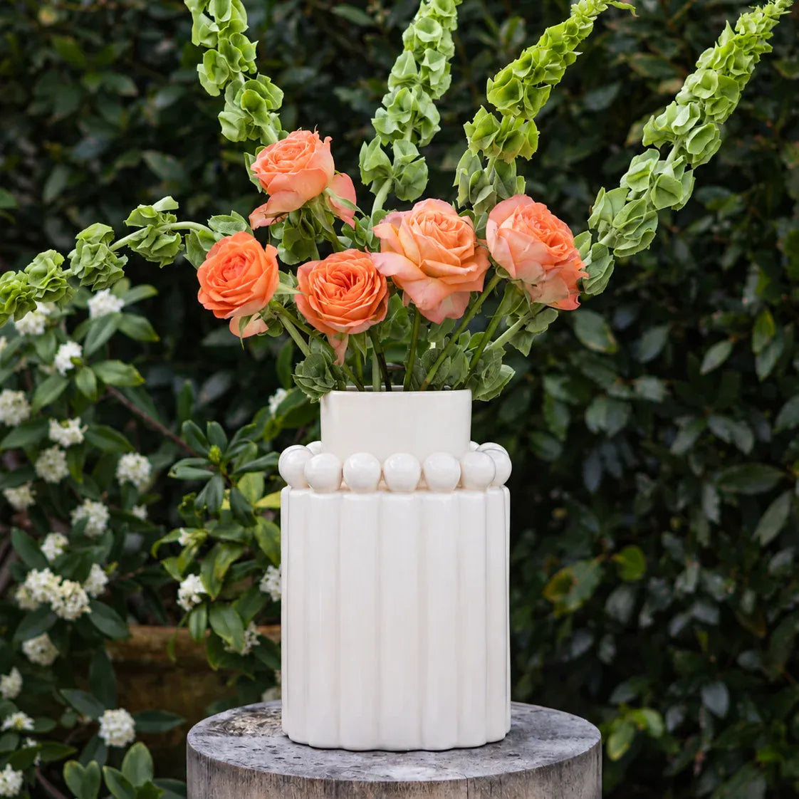 Ivory Vase | Columns and Balls