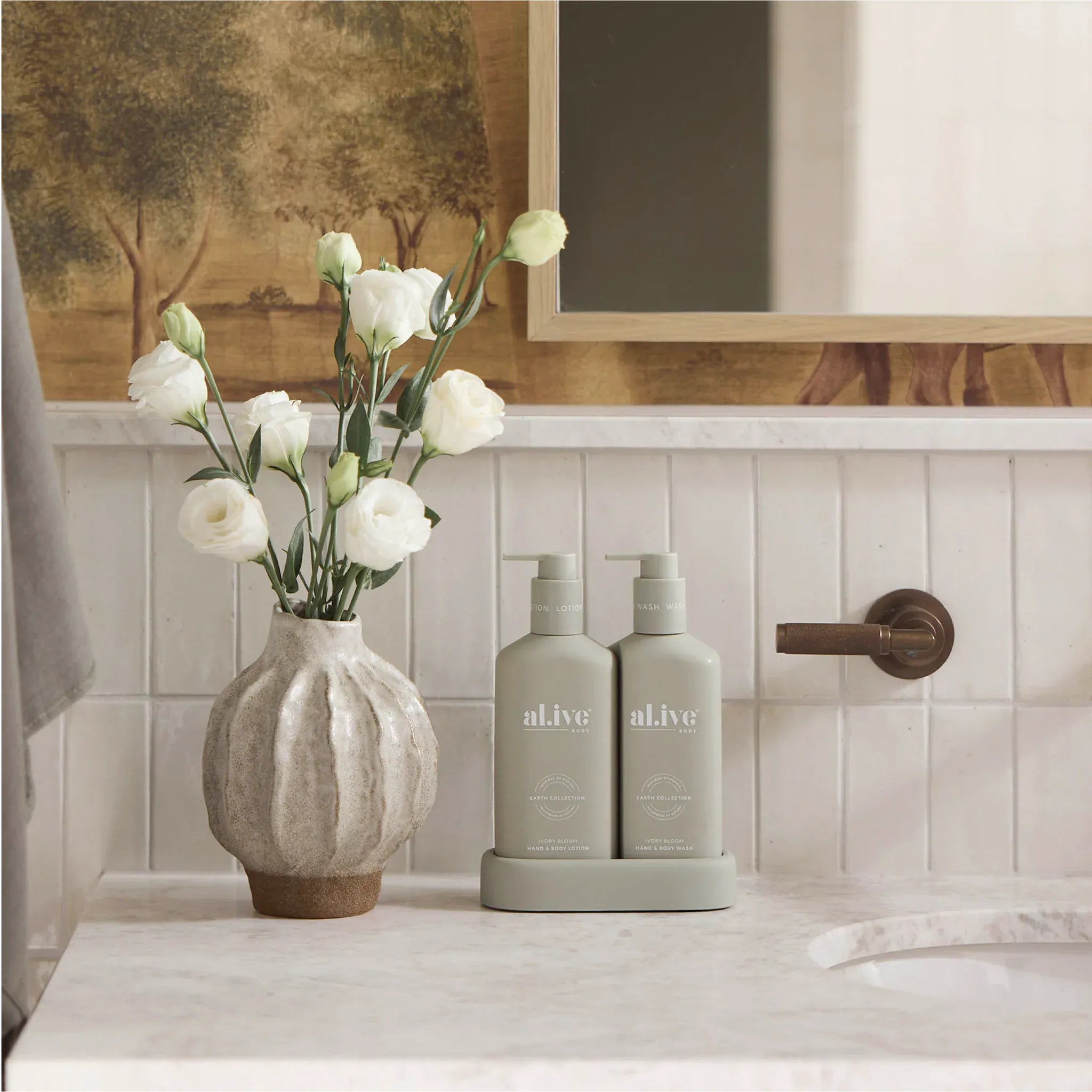 Compact Bathroom Duo Wash + Lotion | Ivory Bloom