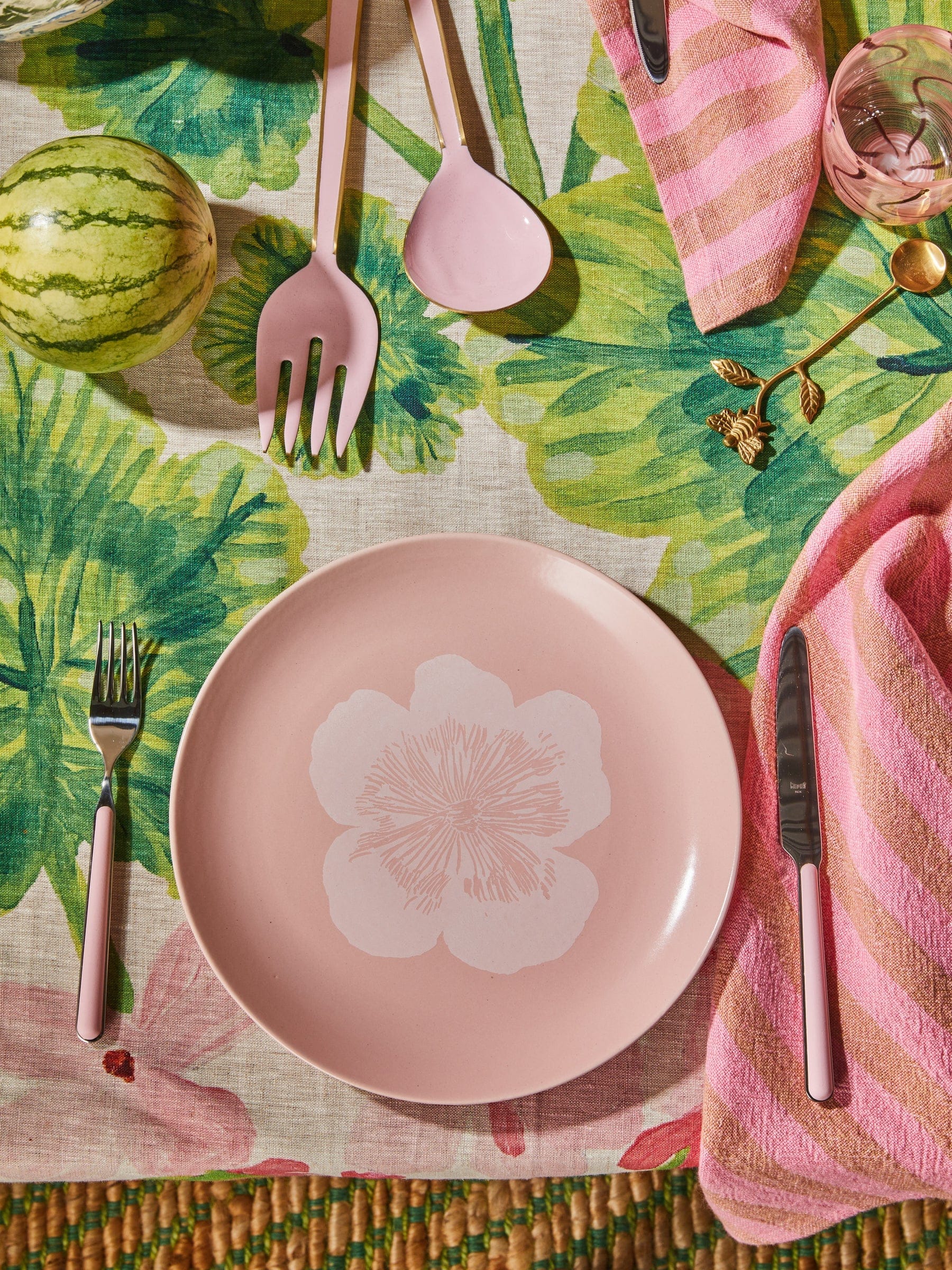 Jardin Pink Plate