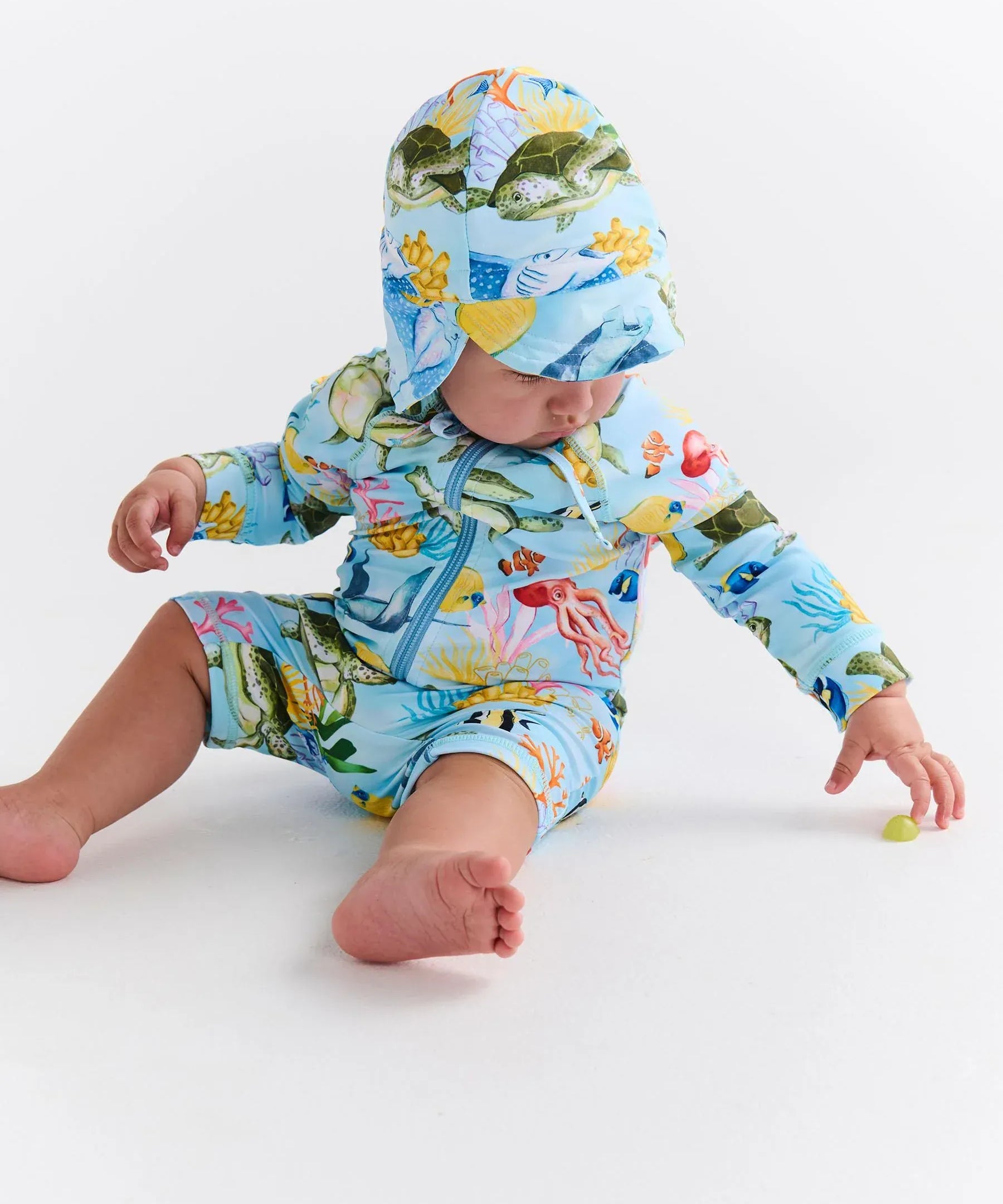 Reef_Life_Baby_Swim_Hat-5_jpg_dd08f9a1-e7dd-4868-97ff-6ae819f83b52.webp