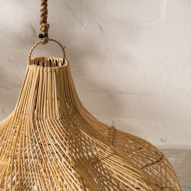 Beyla Scalloped Lightshade