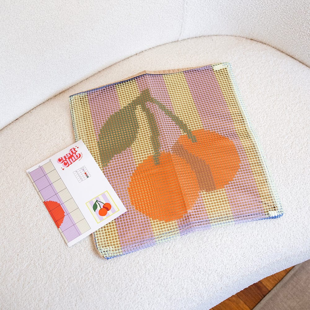 Ripe Stripes Cherry | Latch Hook Cushion Kit
