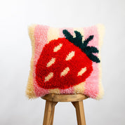 Ripe Stripes Strawberry | Latch Hook Cushion Kit