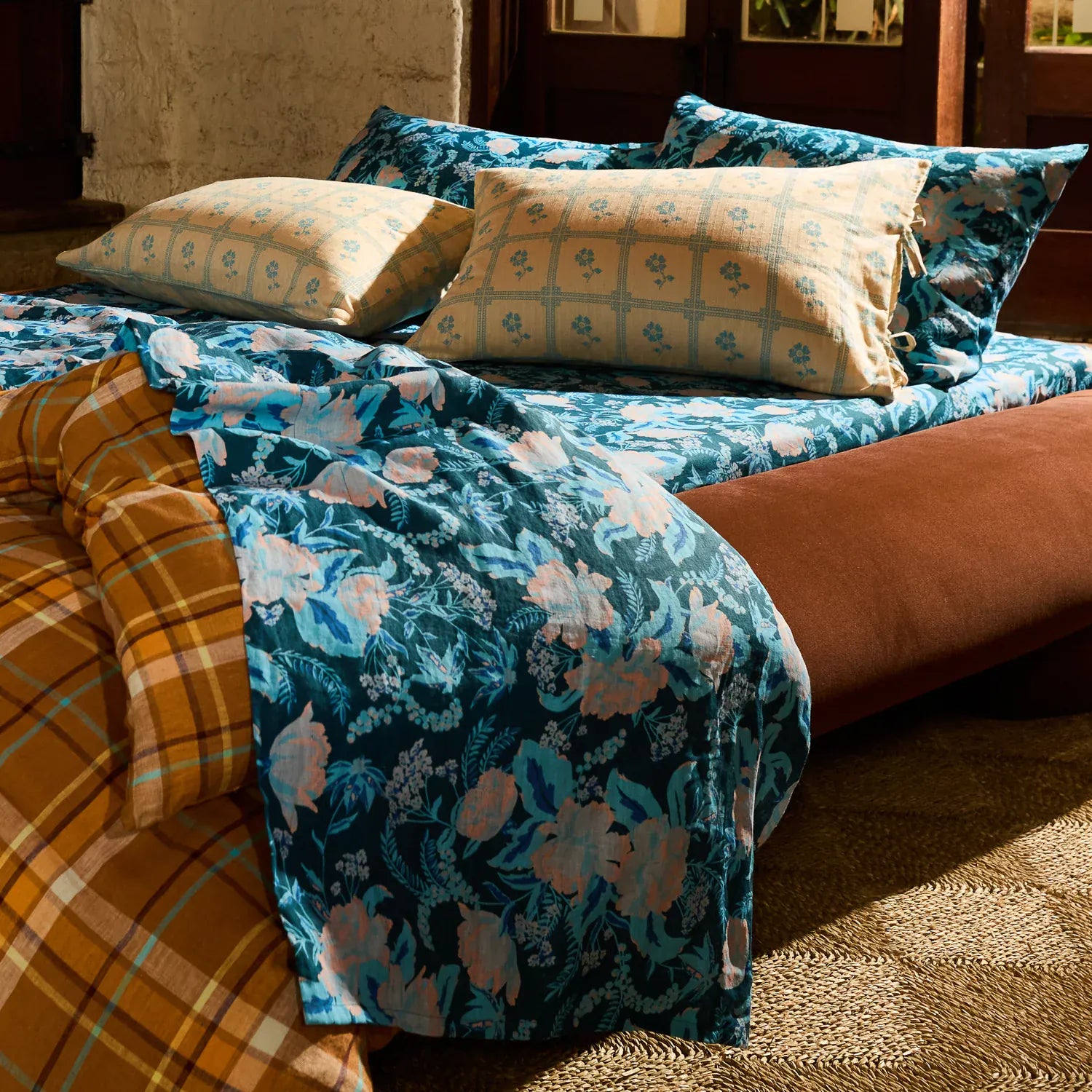 Sierra Fitted Linen Sheet Sodalite | King