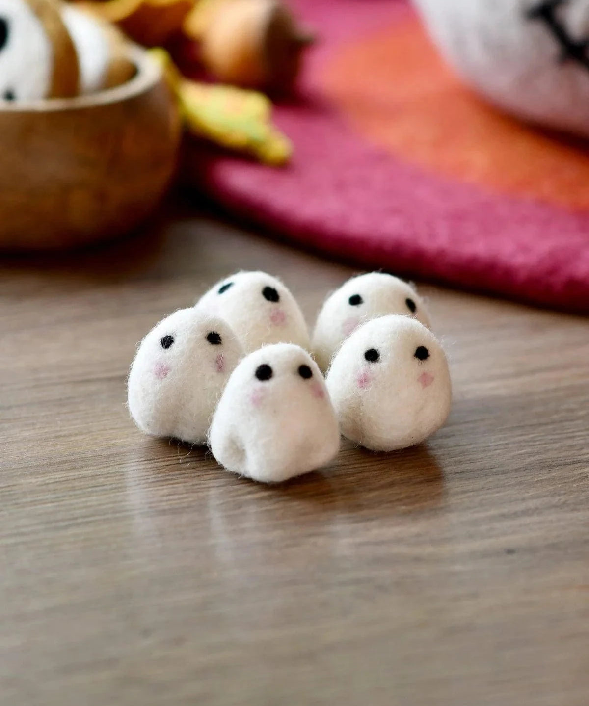 felt-cute-ghosts-2_jpg.webp