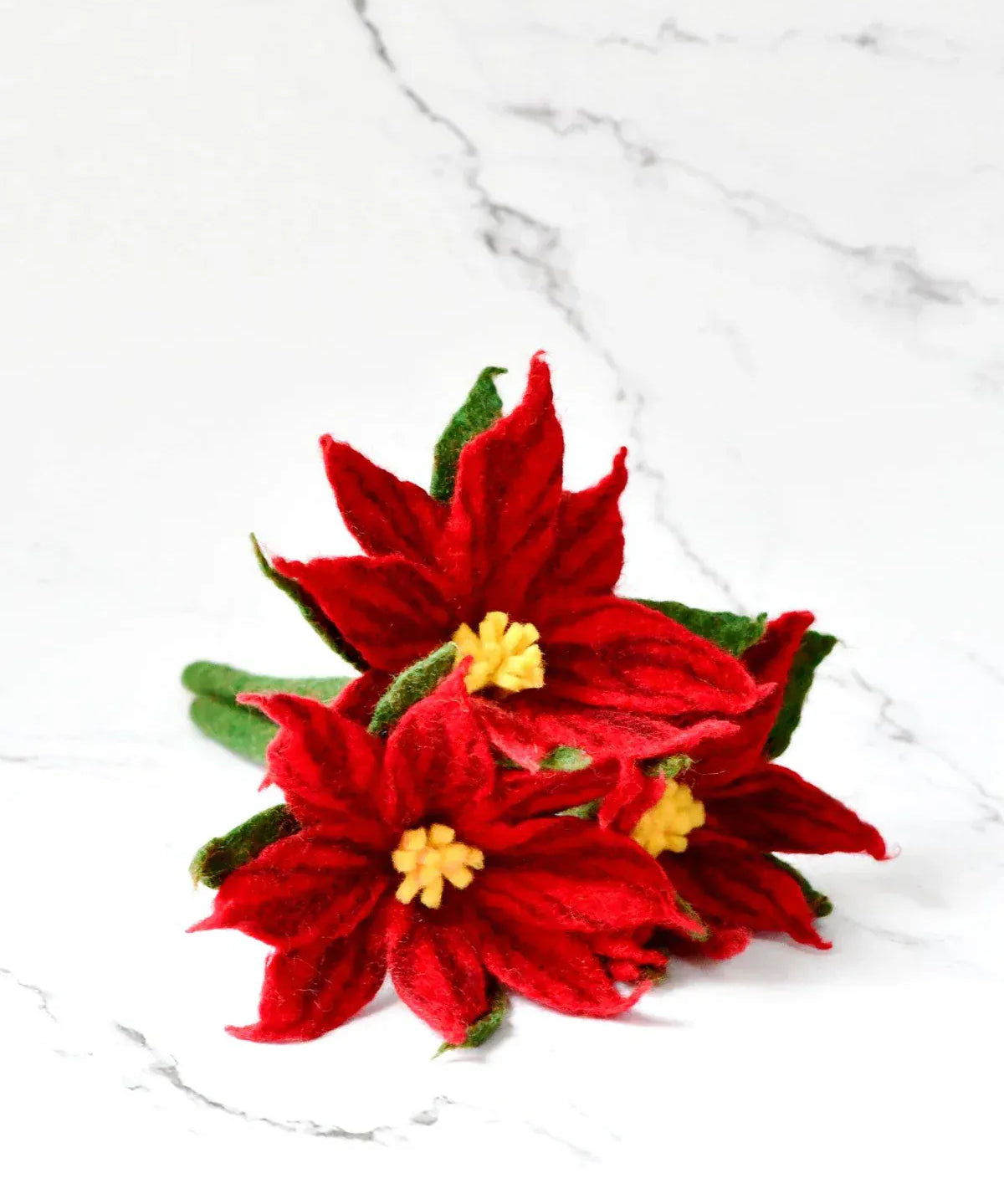 felt-red-poinsettia-flowers-3_jpg.webp