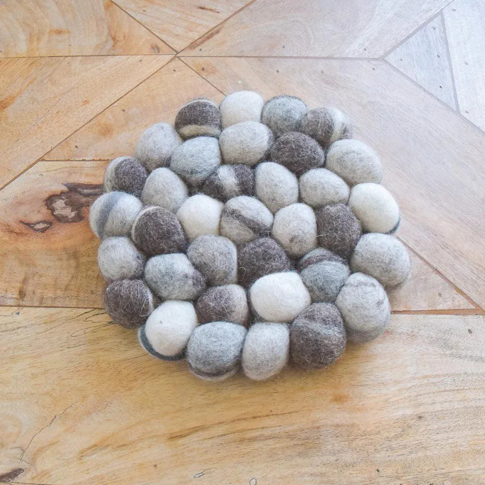 22cm Teapot Trivet | River Pebbles