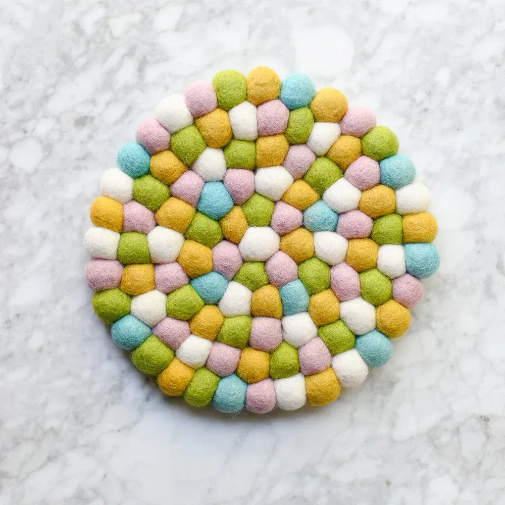 green-pink-felt-ball-trivet-2_jpg.webp