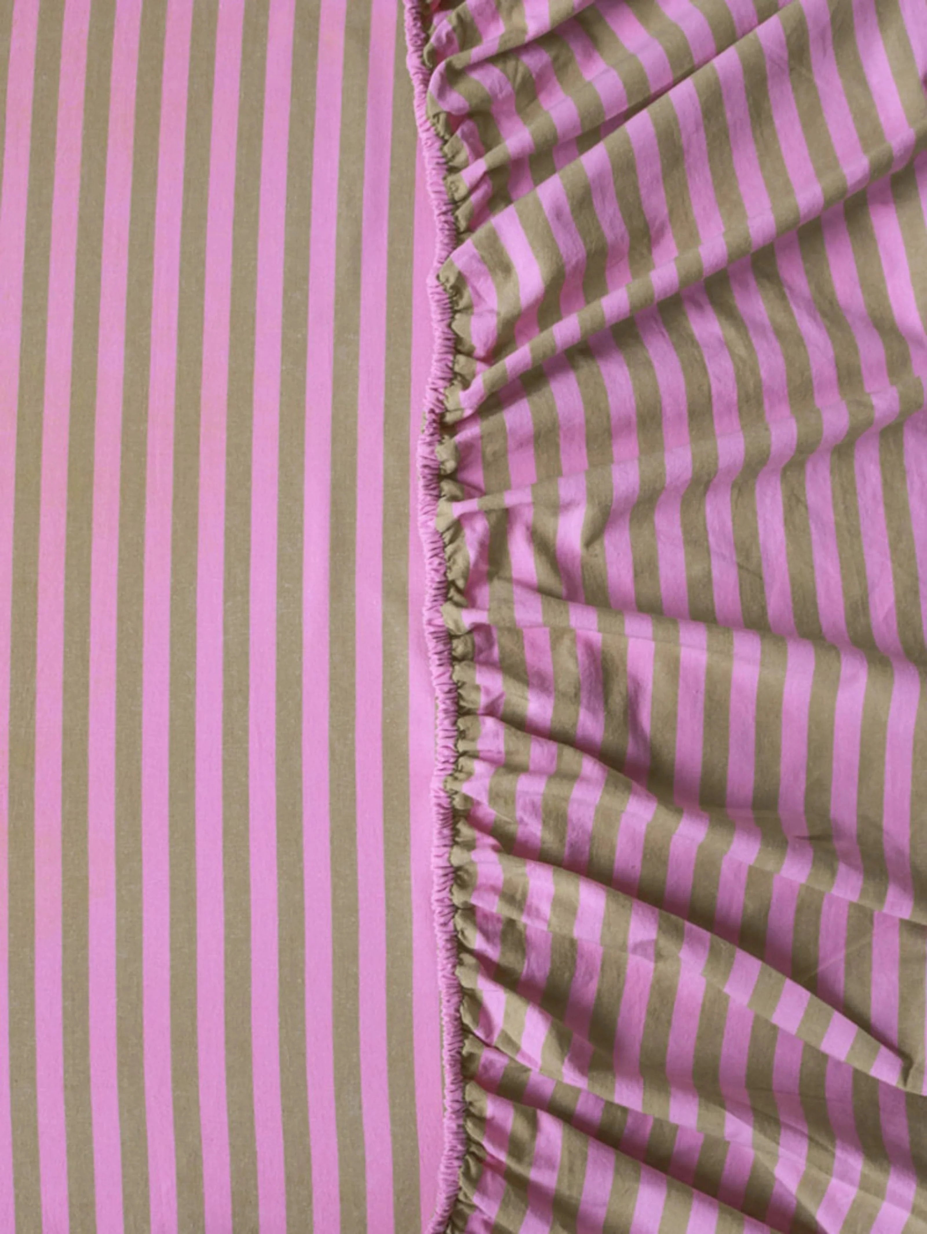 Lilac Sprout Bedding