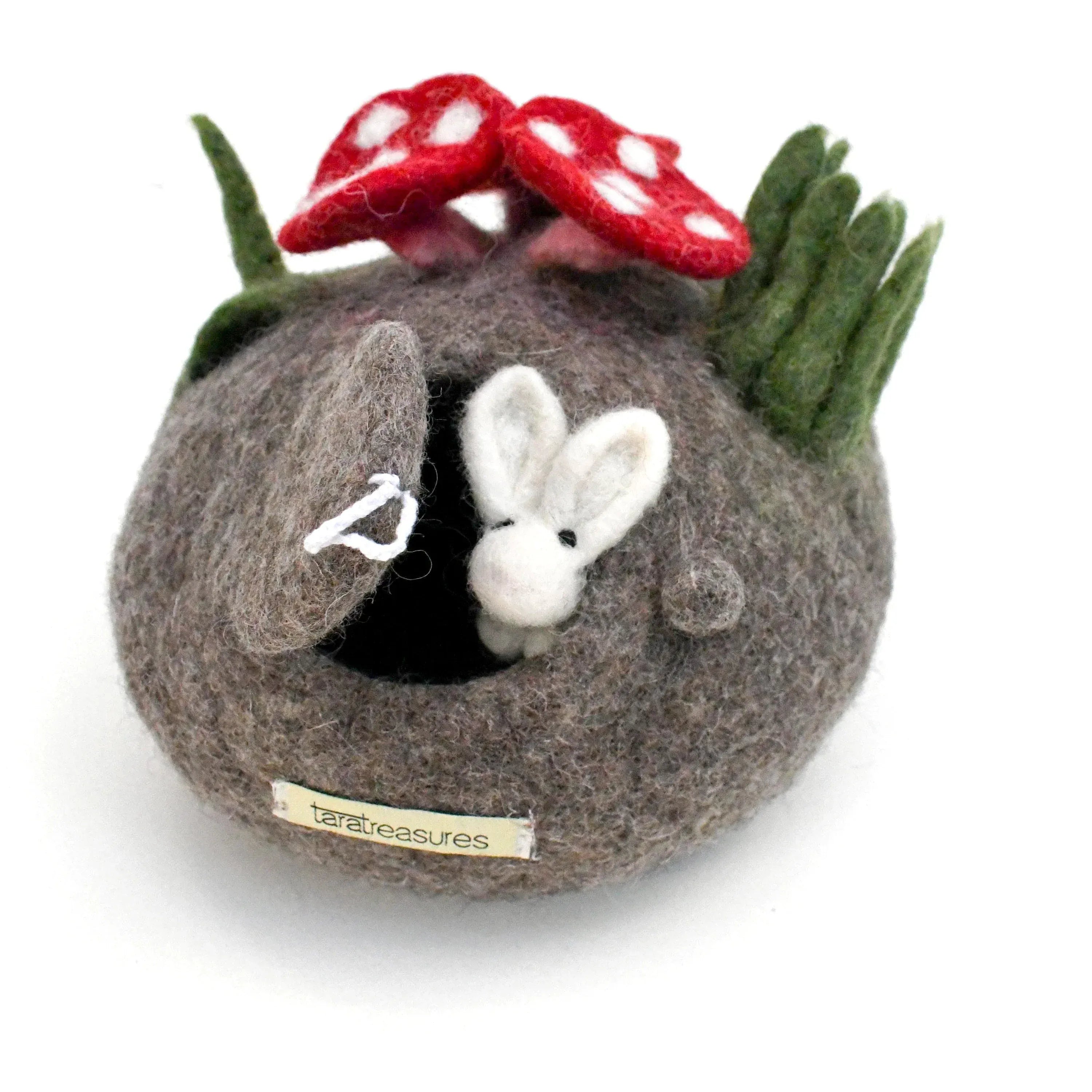 mushroom_home_with_rabbit-2_jpg.webp