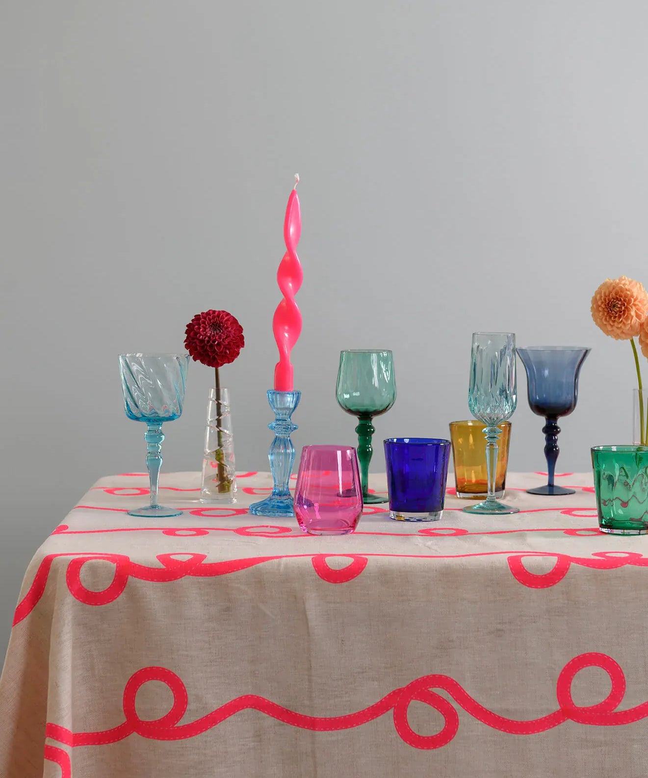 tablecloth-stitches-neonpink-glass-hero-wall_3dbb91c6-f059-45a2-b491-d612601a6f5b_jpg.webp