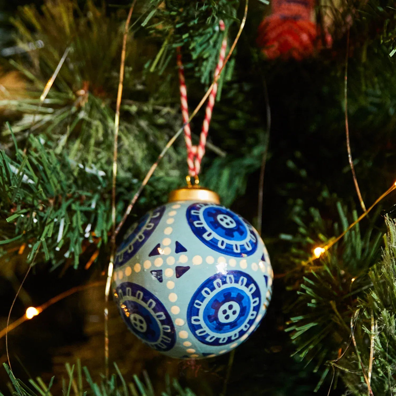 xmas25bauble_2_2_jpg.webp