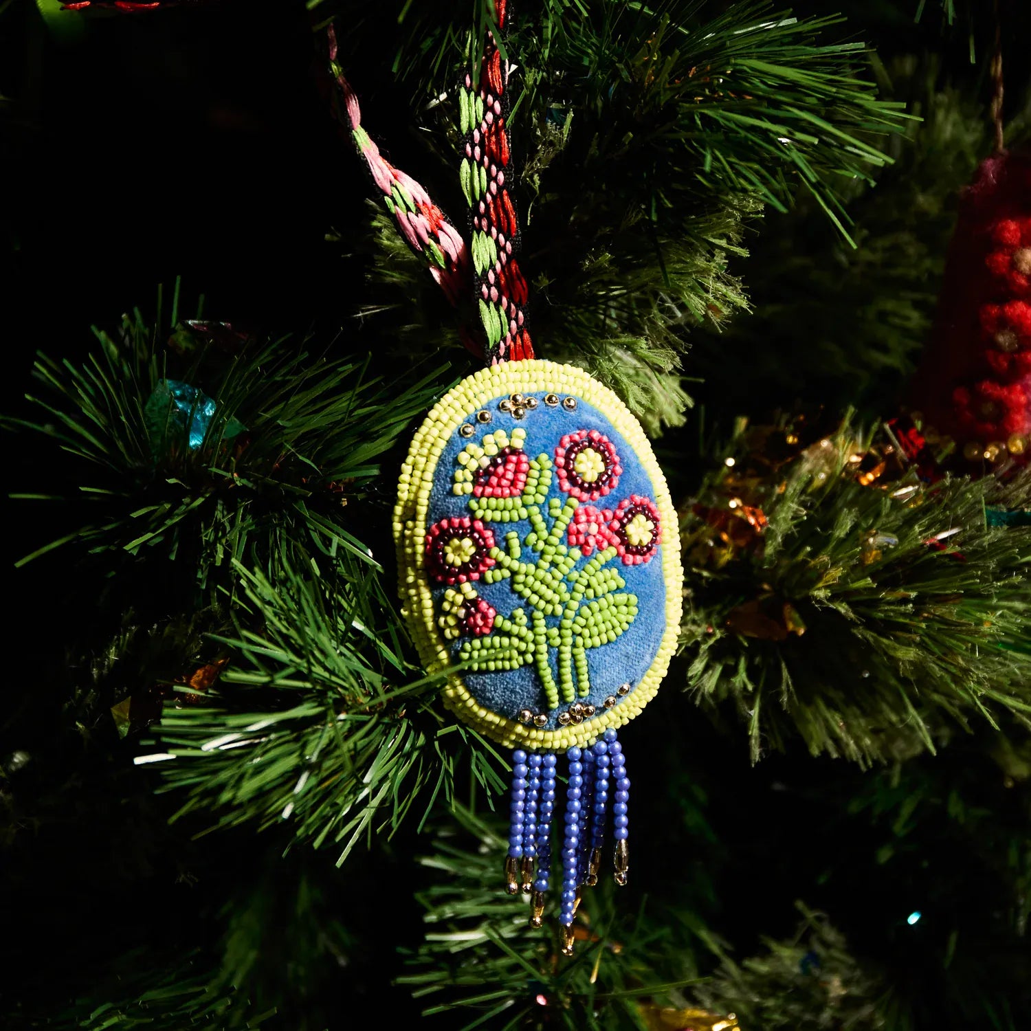 xmas26beadeddeco_3_3_jpg.webp