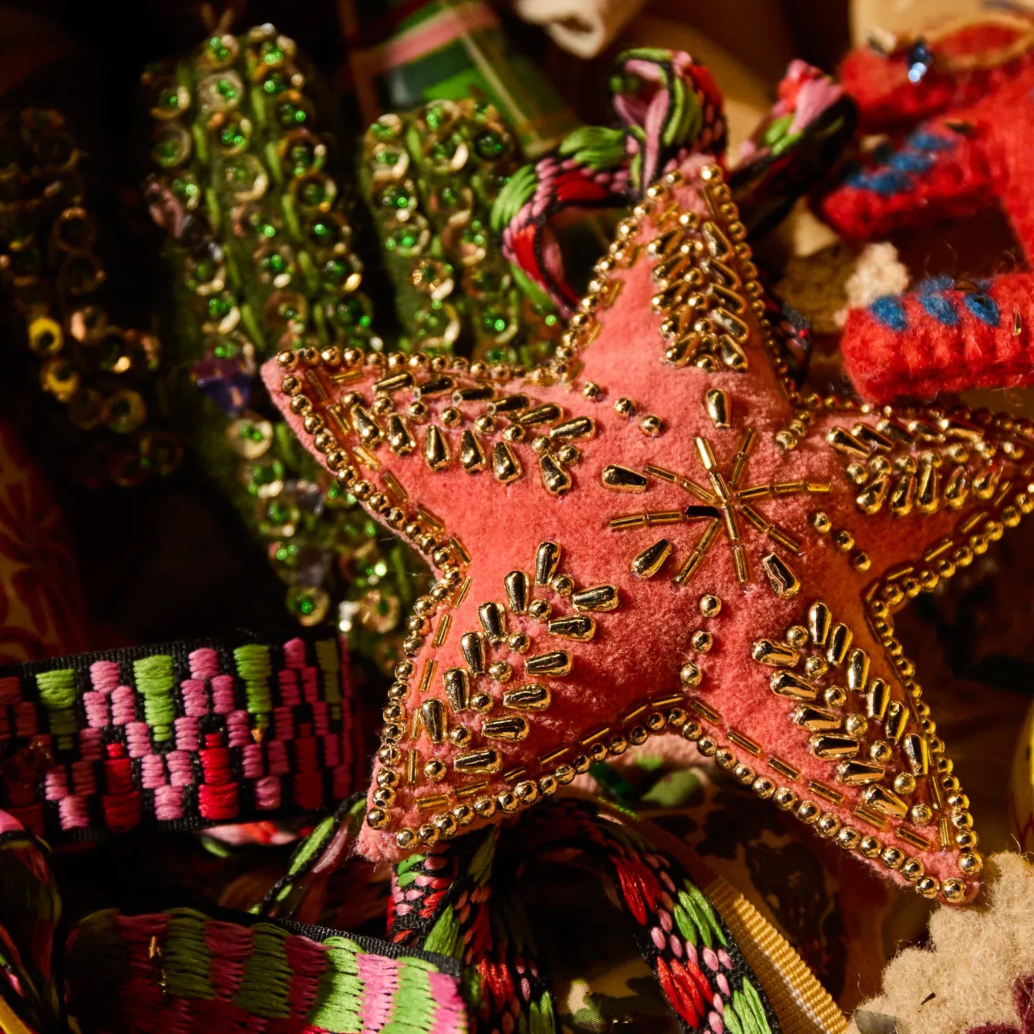 xmas26beadeddeco_4_3_jpg.webp